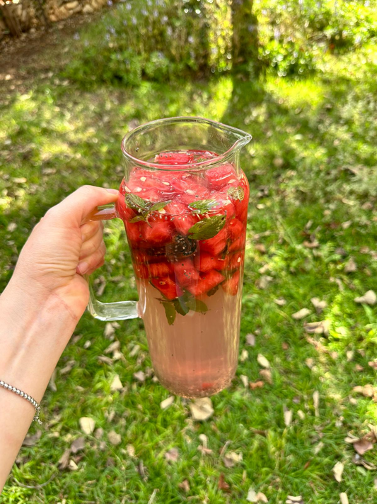 مشروب بطعم الفواكه