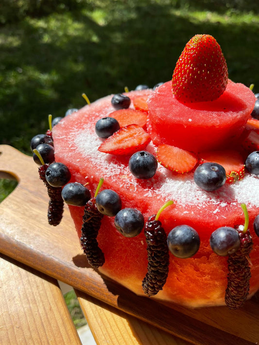 كعكة عيد ميلاد من بطيخ