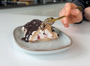 كعكة الهرم السهله كتحلاية رمضانيه