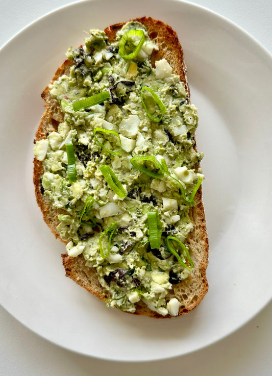 تريند سلطة الافوكادو والبيض