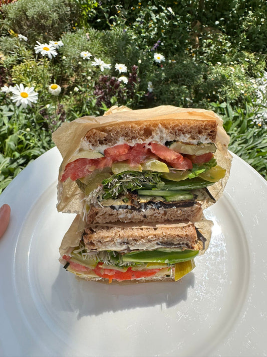 ساندويشة طبقات صحية 🥪💘