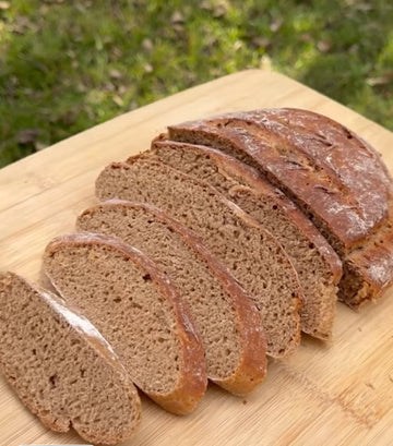 خبز من طحين كامل من الحنطه